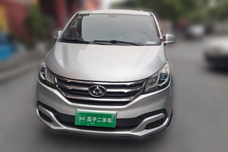 Used SAIC MAXUS G10 2015 2.0T Automatic Anniversary Edition Front
