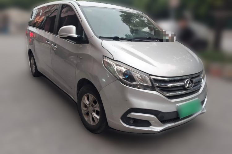 Used SAIC MAXUS G10 2015 2.0T Automatic Anniversary Edition Front Right 45 Deg