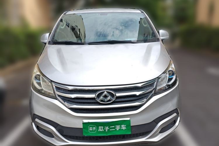 Used SAIC MAXUS G10 2015 2.0T Automatic Anniversary Edition Front