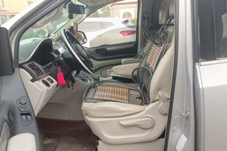 Used SAIC MAXUS G10 2015 2.0T Automatic Anniversary Edition Left Front Seat