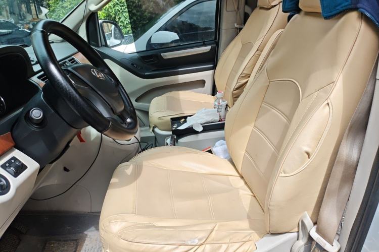 Used SAIC MAXUS G10 2015 2.0T Automatic Anniversary Edition Left Front Seat