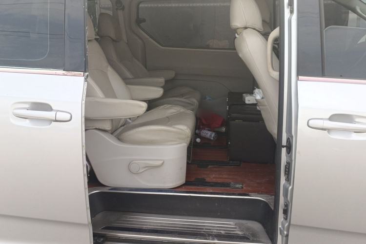 Used SAIC MAXUS G10 2015 2.0T Automatic Anniversary Edition Left Rear Seat