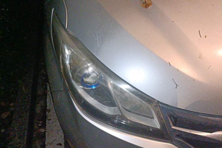 Used SAIC MAXUS G10 2015 2.0T Automatic Anniversary Edition Right Front Headlight