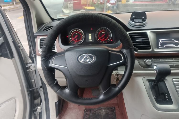 Used SAIC MAXUS G10 2015 2.0T Automatic Anniversary Edition Steering Wheel