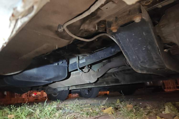 Used SAIC MAXUS G10 2015 2.0T Manual Anniversary Edition Chassis Front Right