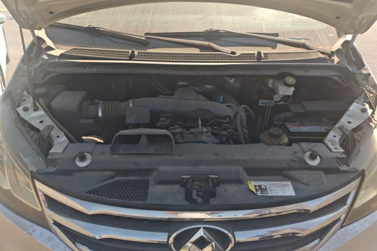 Used SAIC MAXUS G10  Engine Bay