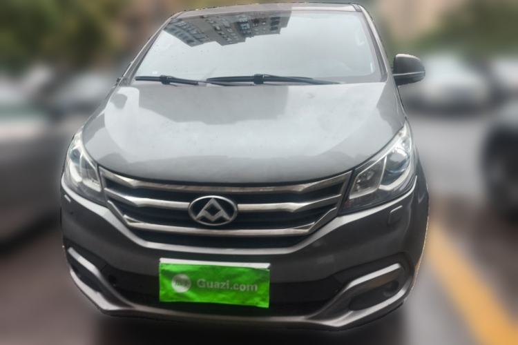 Used SAIC MAXUS G10 2015 2.0T Automatic Anniversary Edition Front