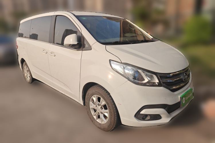 Used SAIC MAXUS G10 2015 2.0T Manual Anniversary Edition Front Right 45 Deg