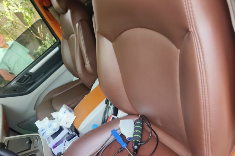Used SAIC MAXUS G10 2015 2.0T Automatic Anniversary Edition Left Front Seat