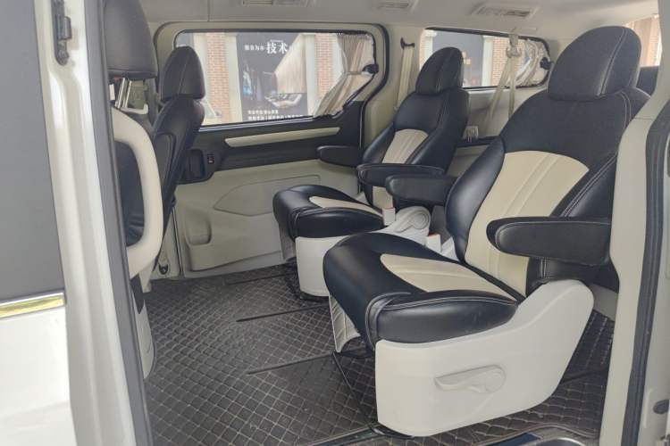Used SAIC MAXUS G10 2015 2.0T Automatic Anniversary Edition Left Rear Seat