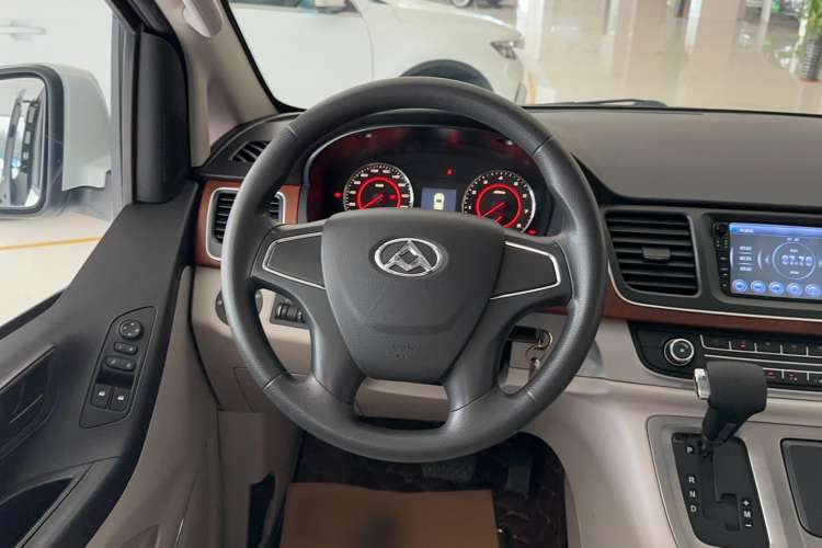 Used SAIC MAXUS G10 2015 2.0T Automatic Anniversary Edition Steering Wheel