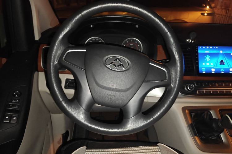 Used SAIC MAXUS G10 2015 2.0T Manual Anniversary Edition Steering Wheel