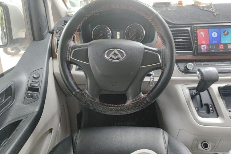 Used SAIC MAXUS G10 2015 2.0T Automatic Anniversary Edition Steering Wheel