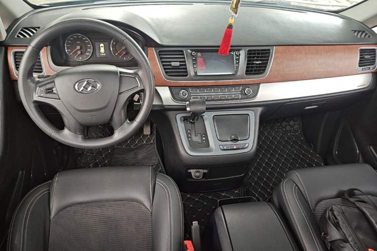 Used SAIC MAXUS G10  Center Console