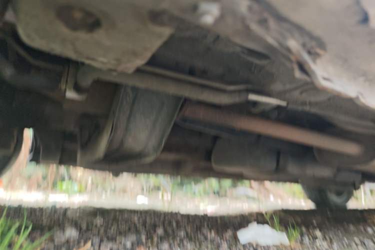 Used SAIC MAXUS G10 2016 1.9T Manual Elite Edition Diesel China V Standard Chassis Front Right