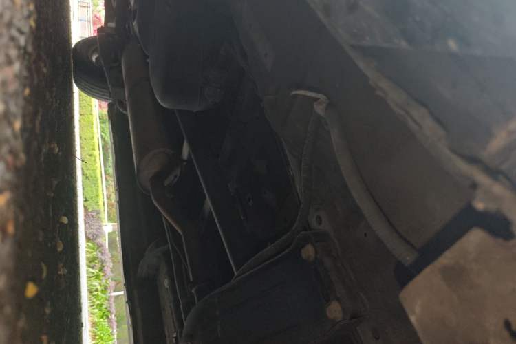 Used SAIC MAXUS G10 2016 2.0T Automatic Elite Edition Chassis Front Right
