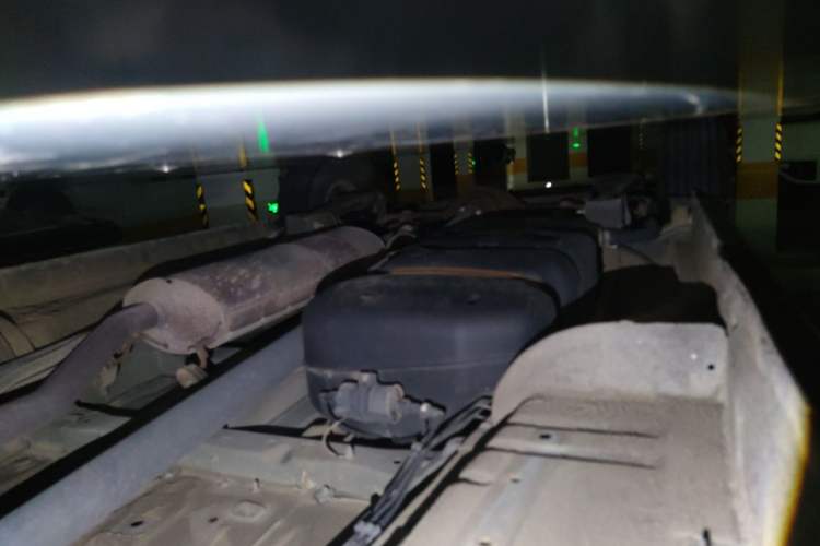 Used SAIC MAXUS G10 2016 2.0T Automatic Elite Edition Chassis Front Right