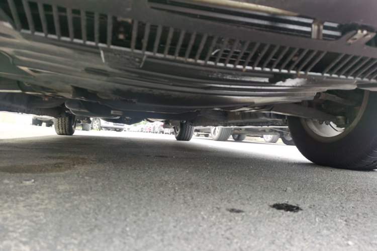 Used SAIC MAXUS G10 2016 2.0T Automatic Executive Edition Chassis Front