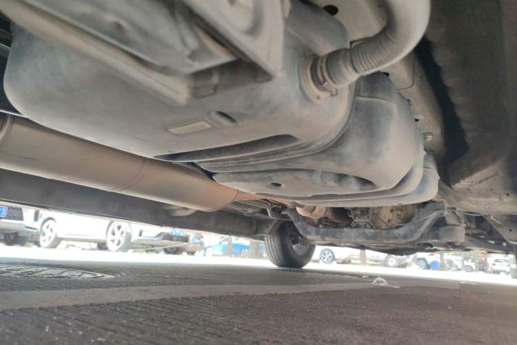 Used SAIC MAXUS G10 2016 2.0T Manual Elite Edition Chassis Rear Right