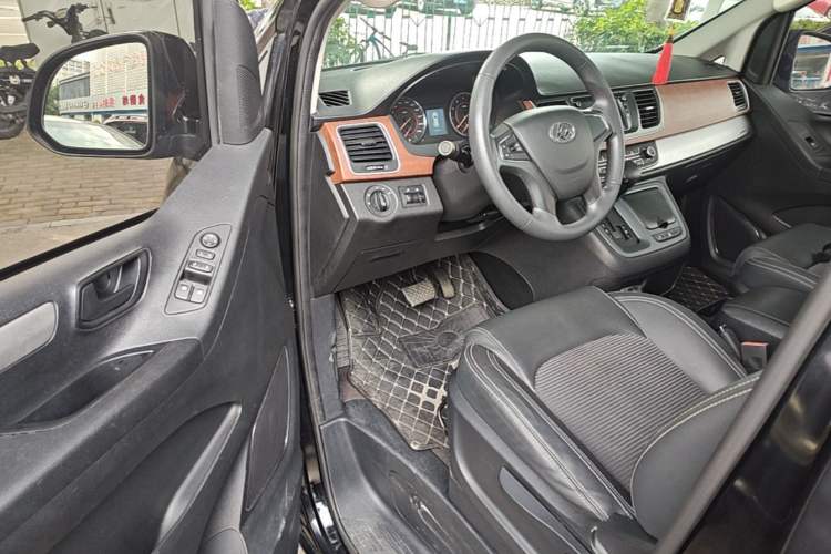 Used SAIC MAXUS G10  Driver Seat
