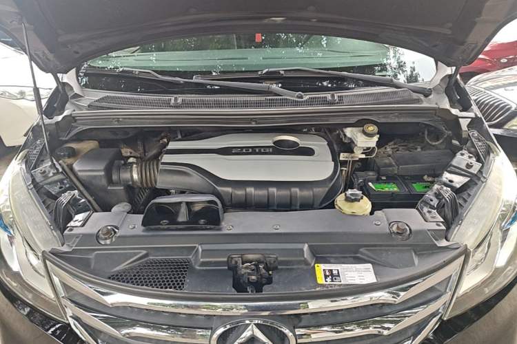 Used SAIC MAXUS G10  Engine Bay