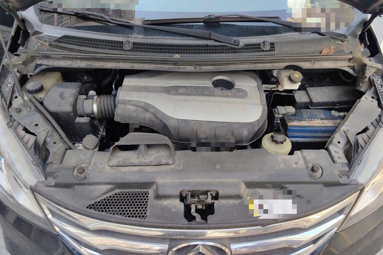 Used SAIC MAXUS G10 2016 2.0T Automatic Luxury Executive Edition Engine Bay