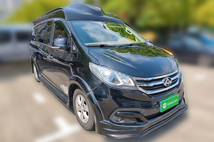 Used SAIC MAXUS G10 2016 2.0T Automatic Elite Edition Front Right 45 Deg