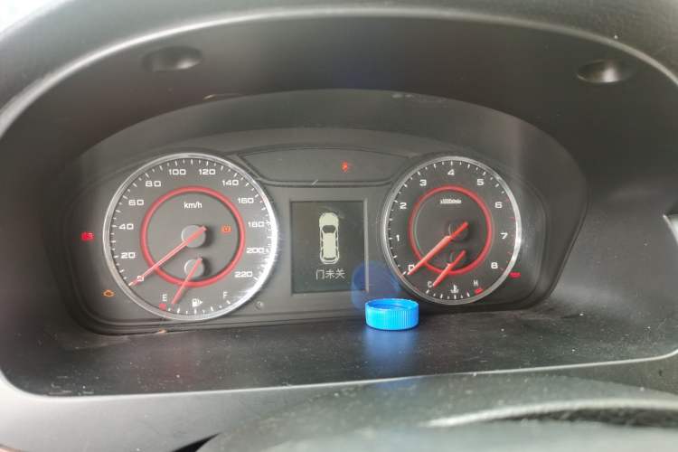 Used SAIC MAXUS G10 2016 2.0T Automatic Executive Edition Instrument Cluster