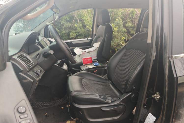 Used SAIC MAXUS G10 2016 1.9T Manual Elite Edition Diesel China V Standard Left Front Seat