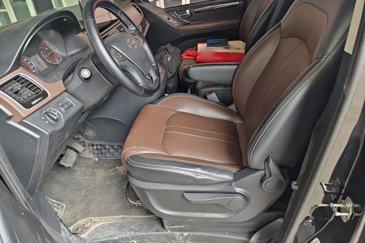 Used SAIC MAXUS G10 2016 2.0T Automatic Flagship Edition Left Front Seat
