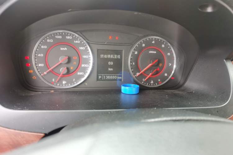 Used SAIC MAXUS G10 2016 2.0T Automatic Executive Edition Odometer Close Up