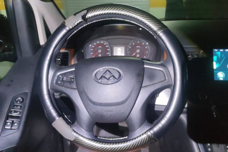 Used SAIC MAXUS G10 2016 2.0T Automatic Elite Edition Steering Wheel
