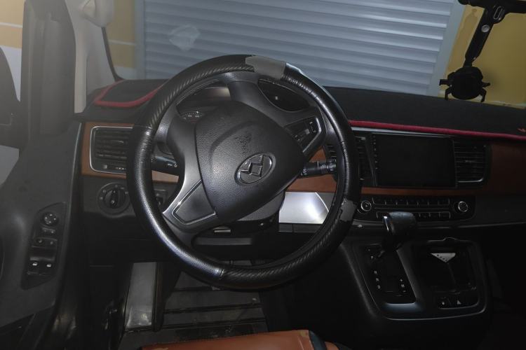 Used SAIC MAXUS G10 2016 2.0T Automatic Elite Edition Steering Wheel