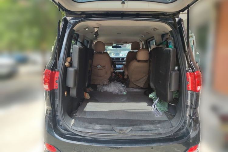 Used SAIC MAXUS G10 2016 2.0T Manual Elite Edition Trunk