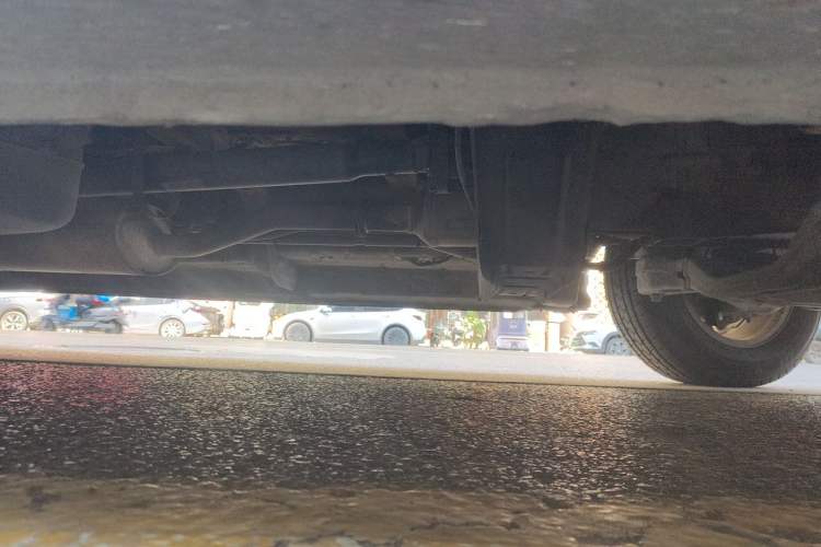 Used SAIC MAXUS G10  Chassis Front Right