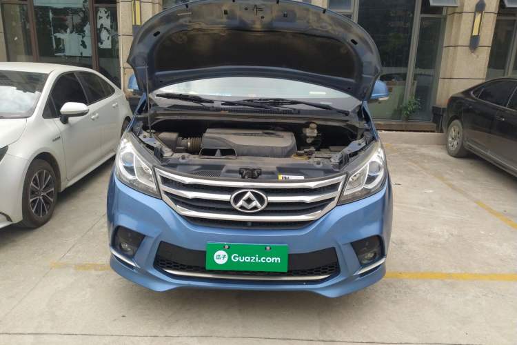 Used SAIC MAXUS G10 2016 2.0T Automatic Executive Edition Engine Bay
