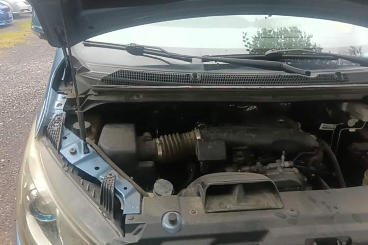Used SAIC MAXUS G10  Engine Bay Right