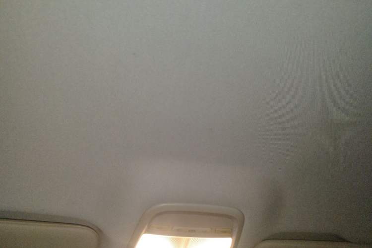 Used SAIC MAXUS G10 2016 2.0T Automatic Elite Edition Headliner