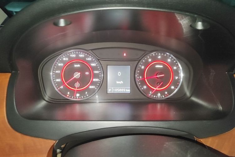 Used SAIC MAXUS G10 2016 2.0T Automatic Elite Edition Instrument Cluster