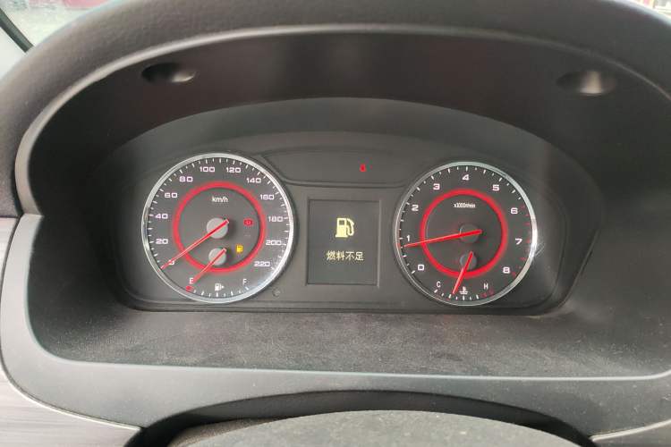 Used SAIC MAXUS G10 2016 2.0T Automatic Luxury Edition Instrument Cluster