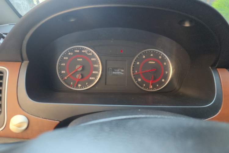 Used SAIC MAXUS G10  Instrument Cluster