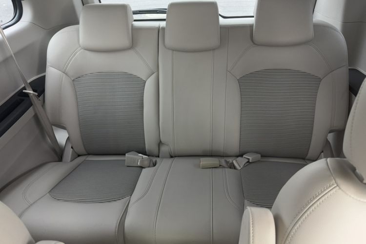 Used SAIC MAXUS G10 2016 2.0T Automatic Fashion Edition Interior 3