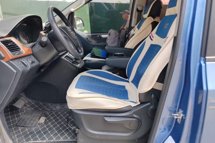 Used SAIC MAXUS G10  Left Front Seat