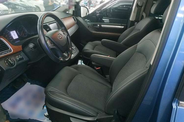 Used SAIC MAXUS G10 2016 2.0T Automatic Luxury Edition Left Front Seat