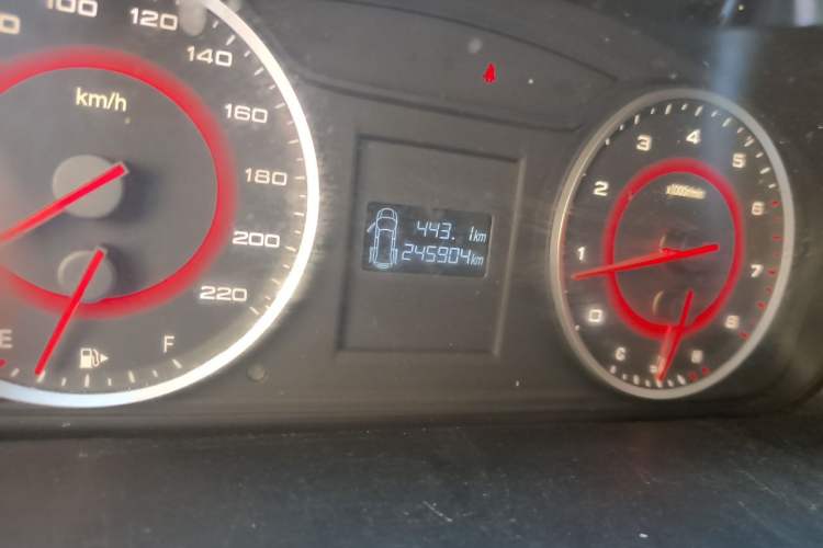Used SAIC MAXUS G10  Odometer Close Up