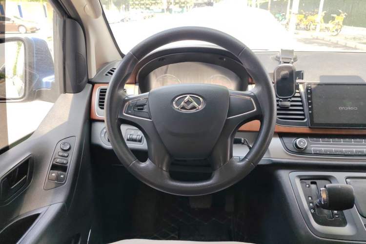 Used SAIC MAXUS G10  Steering Wheel
