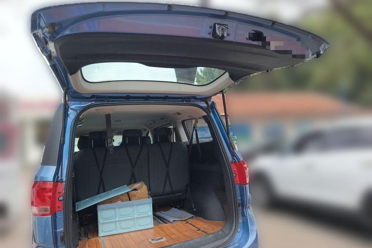 Used SAIC MAXUS G10 2016 2.0T Automatic Elite Edition Trunk