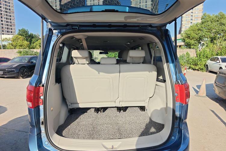 Used SAIC MAXUS G10 2016 2.0T Automatic Elite Edition Trunk
