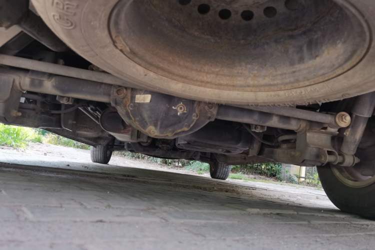Used SAIC MAXUS G10 2016 1.9T Manual Elite Edition Diesel China V Standard Chassis Rear