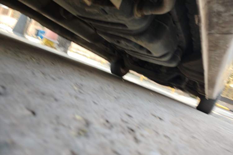 Used SAIC MAXUS G10 2016 2.0T Automatic Elite Edition Chassis Rear Right